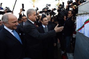 RENAULT S’IMPLANTE EN ALGERIE !