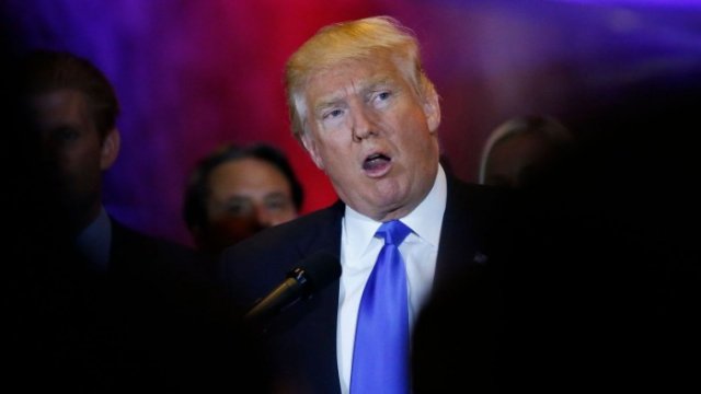 Trump est sûr d'être le candidat républicain. Avec un bon co-lisitier et sa femme Melania (à droite sur la photo de tête), il peut devenir le prochain président des Etats Unis!